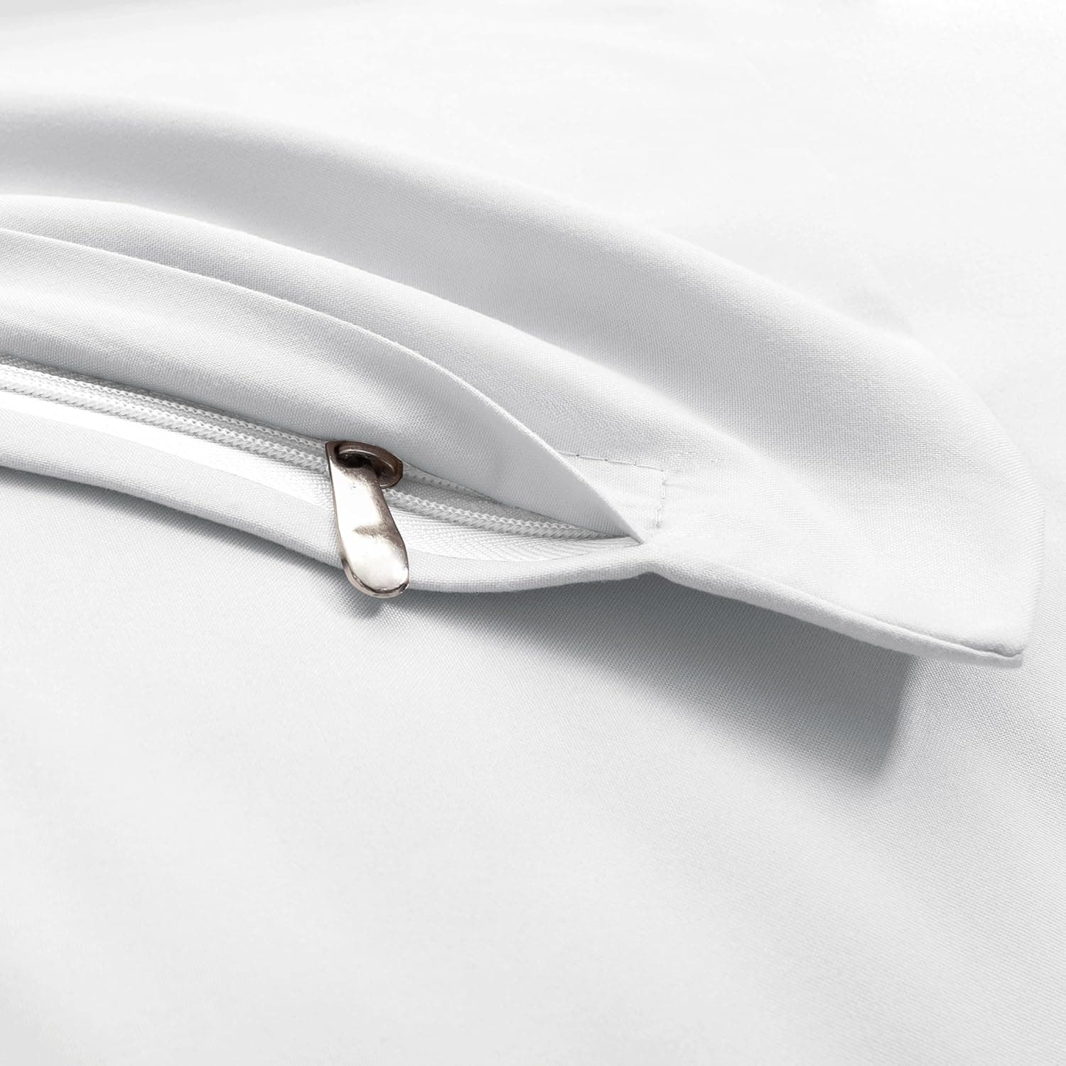 MOHAP Lot de 4- Taies d'oreiller 65x65cm Blanc Housse d'oreiller avec Une Fermeture éclair en Microfibre 2