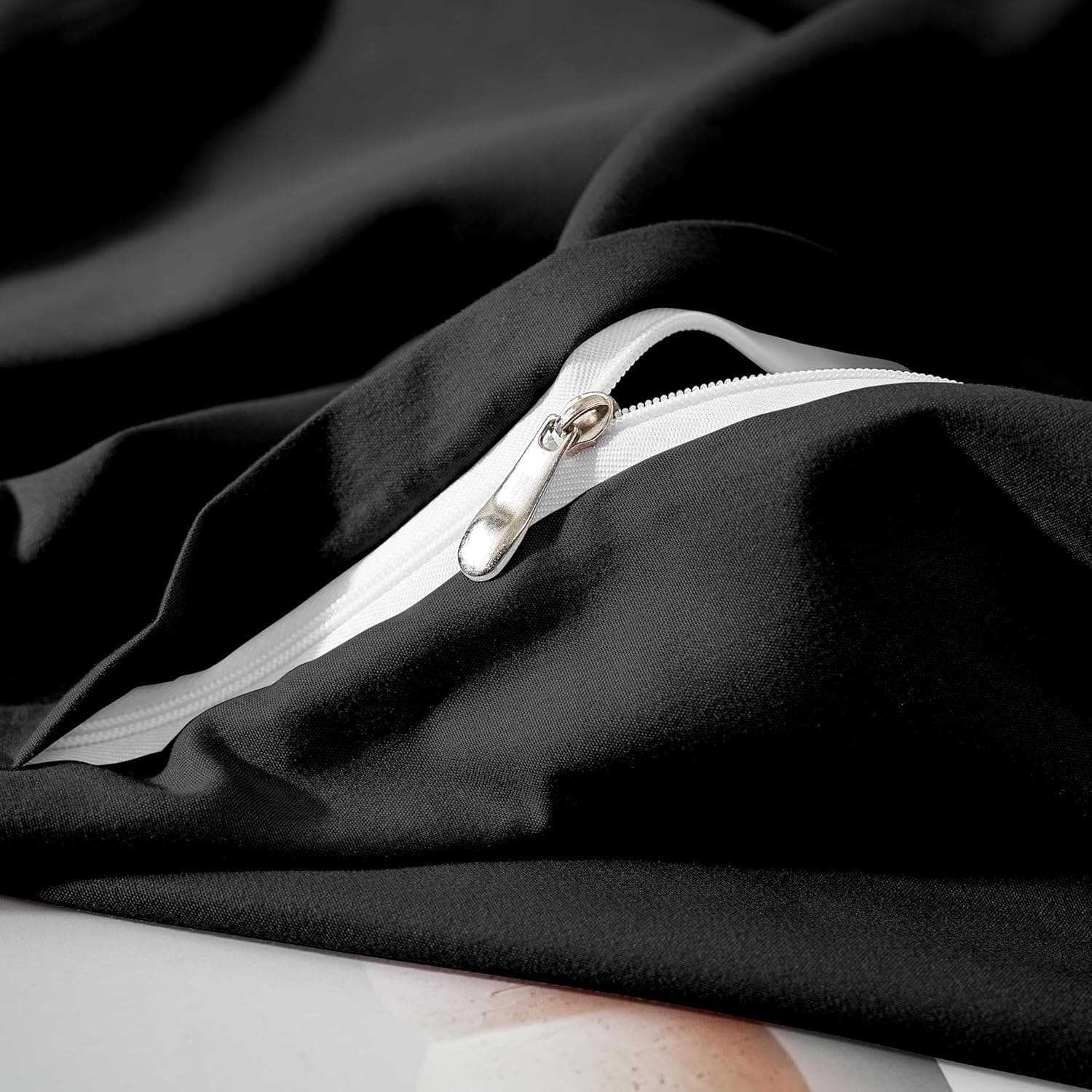 2 x Zippered Housewife Pillowcases Brushed Microfiber Bedroom (50X75) CM Pillowcase Covers Black 5