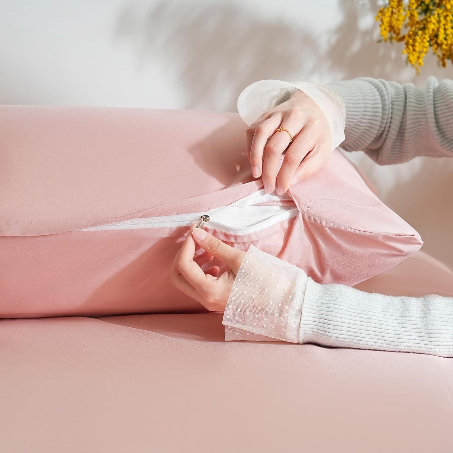 MOHAP Warm Zippered Pillowcases 50X75 cm 2 Pack- Super Soft Breathable Brushed Microfiber Pillow Cases Cover for Hair and Skin Pink 4