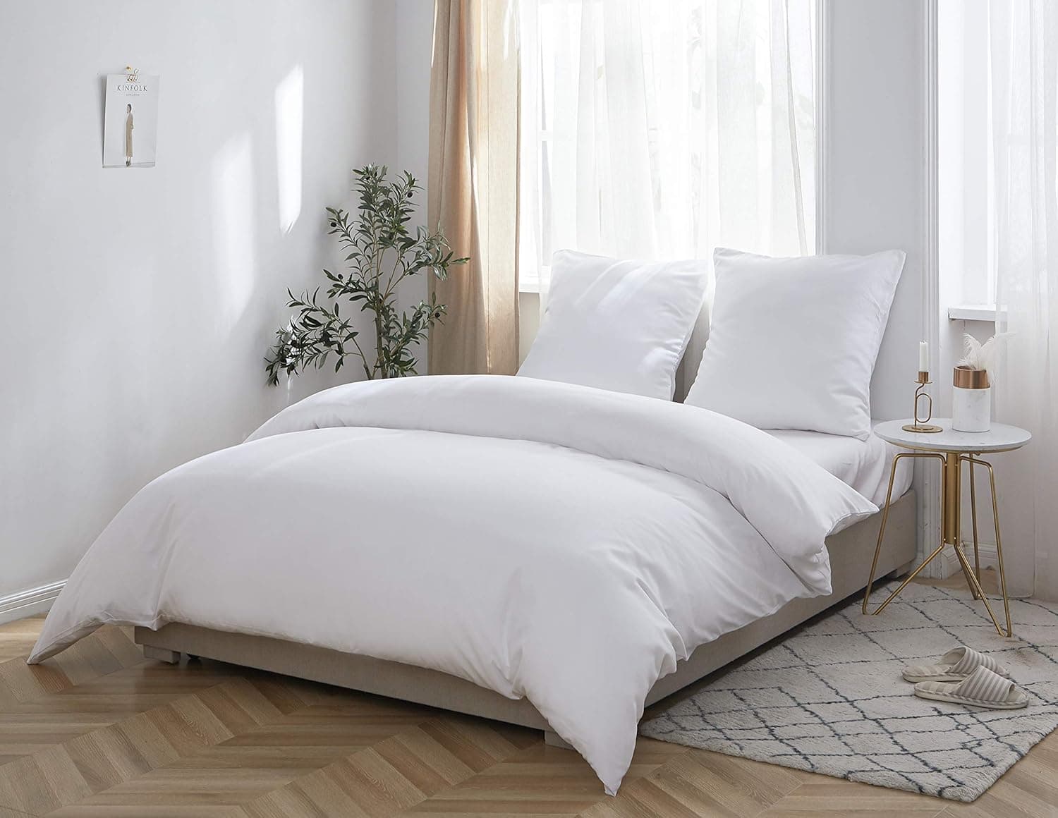 MOHAP Housse de Couette 220x240cm+2 Taies d'oreillers 65x65cm Blanc Parure de Lit Adulte 2 Personnes 100 Fils/cm² en Microfibre avec Fermeture Éclair 2