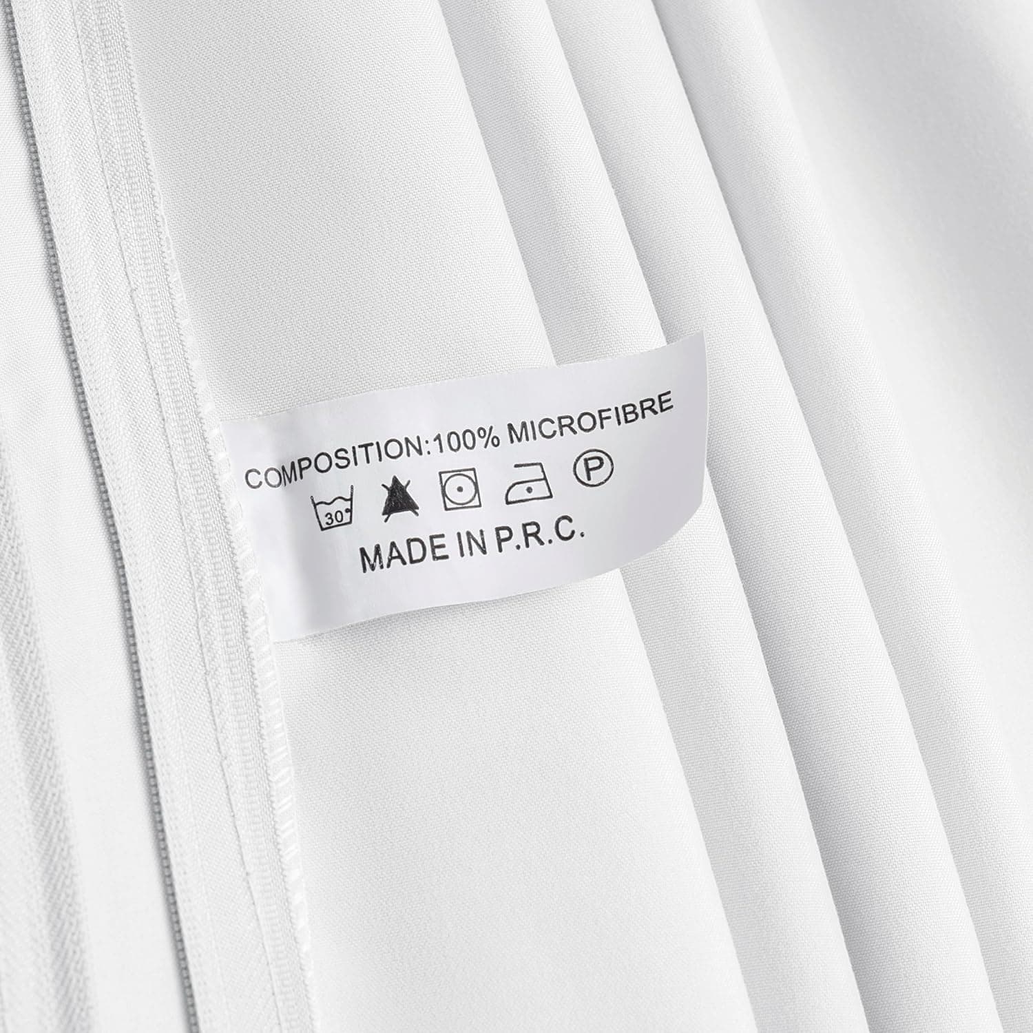 MOHAP Lot de 4- Taies d'oreiller 65x65cm Blanc Housse d'oreiller avec Une Fermeture éclair en Microfibre 4