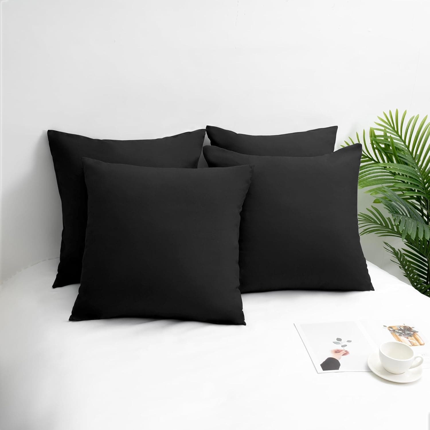 MOHAP Lot de 4- Taies d'oreiller 65x65cm Noir Housse d'oreiller avec Une Fermeture éclair en Microfibre