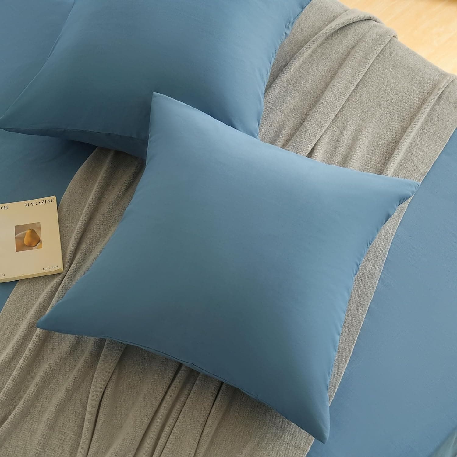 MOHAP Lot de 2- Taies d'oreiller 65x65cm Bleu Housse d'oreiller avec Une Fermeture Eclair en Microfibre 4