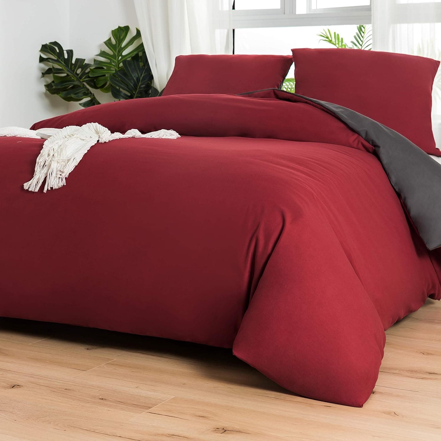 MOHAP Housse de Couette Réversible 220x240 / 65x65x2 cm Rouge + Gris Foncé Parure de Lit Bicolore pour 2 Personnes Fermeture Éclair Sets de Housse Couette 5