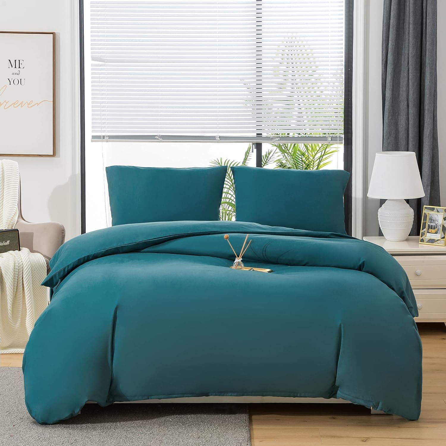 MOHAP Parure de Lit 4 Pièces Housse de Couette 220x240cm + Drap Housse 180x200cm avec 2 taies d'oreillers 65x65cm Bleu Lac pour 2 Personnes Parure 120 Fils/cm² en Microfibre