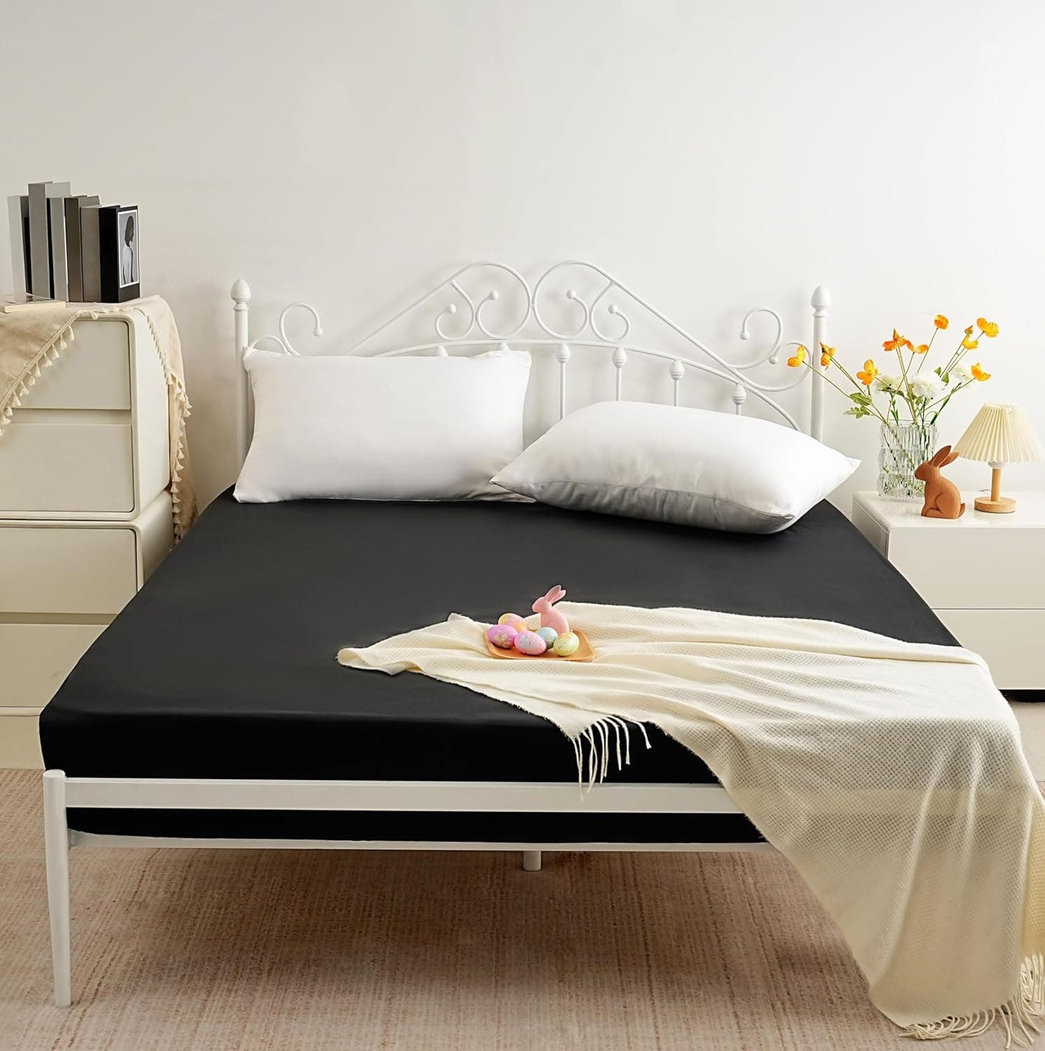 AYASW Fitted Sheet Only Full Size Deep Pocket 16 Inches Soft and Cozy Bed Bottom Sheet 1 Piece 1800 Double Brushed Microfiber Wrinkle Fade Resistant Easy Care Stable Black Holiday Décor 2