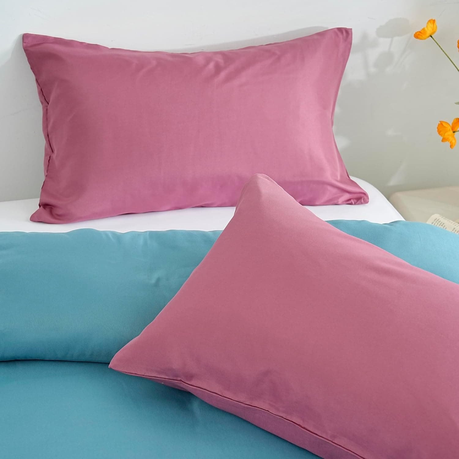 Lot 2 Taie d'oreiller Légère 60x80 cm en Microfibre 80 Fils/cm² avec Fermeture Enveloppe Housse d'oreiller Protection d'oreiller Housse de Coussin Douce et Lavable 6