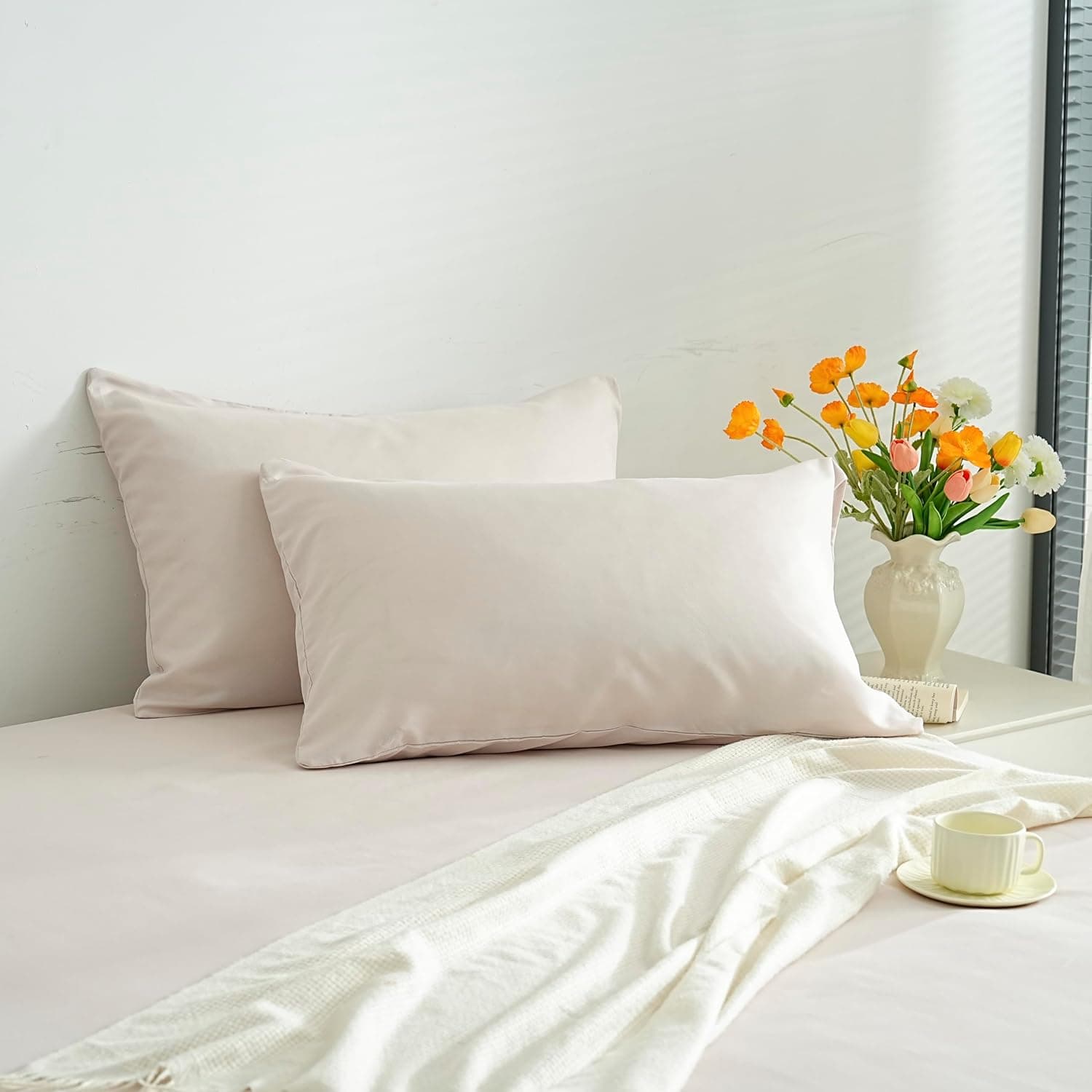 Lot 2 Taie d'oreiller Légère 50x70 cm en Microfibre 80 Fils/cm² avec Fermeture Enveloppe Housse d'oreiller Protection d'oreiller Housse de Coussin Douce et Lavable 3