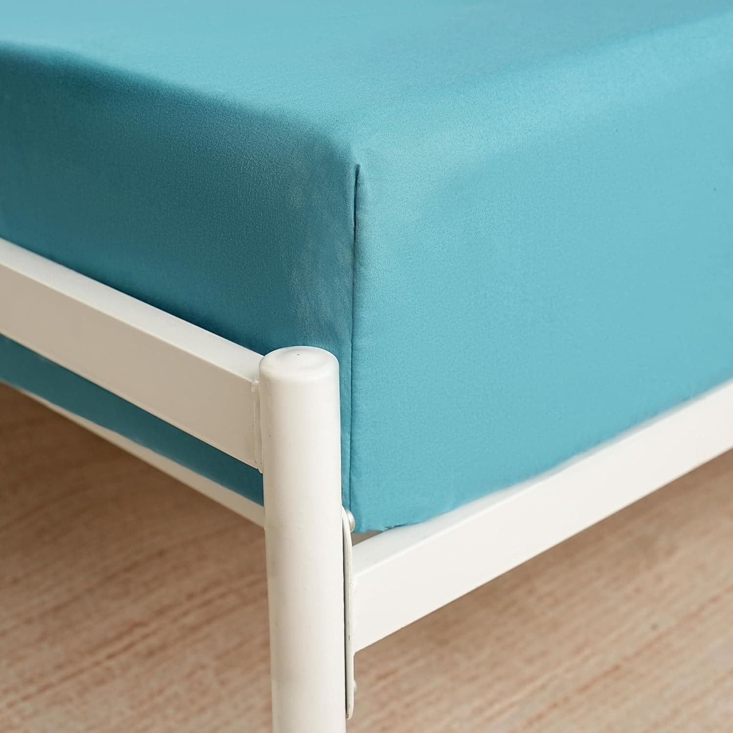 AYASW Fitted Sheet Only Queen Size Deep Pocket 16 Inches Bed Bottom Sheet 1 Piece Soft and Cozy 1800 Brushed Microfiber Wrinkle Fade Resistant Easy Care Teal Stable Holiday Décor 2