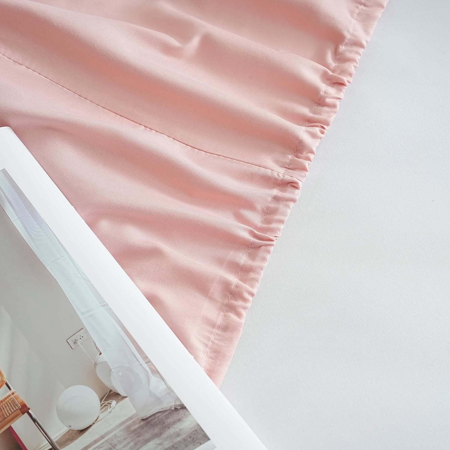 AYASW Fitted Sheet Only Queen Size Deep Pocket 16 Inches Bed Bottom Sheet Premium Soft and Cozy 1800 Brushed Microfiber Wrinkle Fade Resistant Stable Easy Care Pink Holiday Décor 6