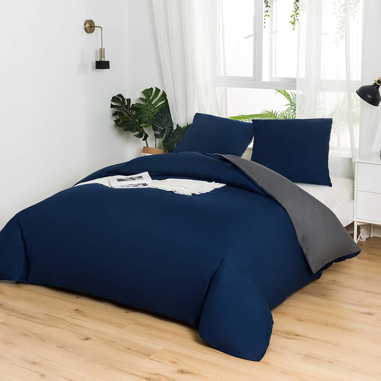 MOHAP Housse de Couette Réversible 240x260 / 65x65x2 cm Bleu + Gris Foncé Parure de Lit Bicolore pour 2 Personnes Fermeture Éclair Sets de Housse Couette 2