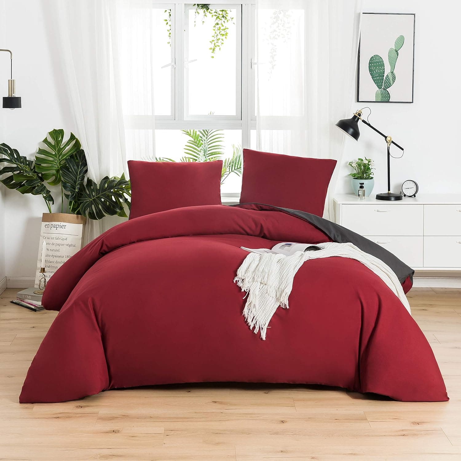 MOHAP Housse de Couette Réversible 200x200 / 65x65x2 cm Rouge + Gris Foncé Parure de Lit Bicolore pour 2 Personnes Fermeture Éclair Sets de Housse Couette
