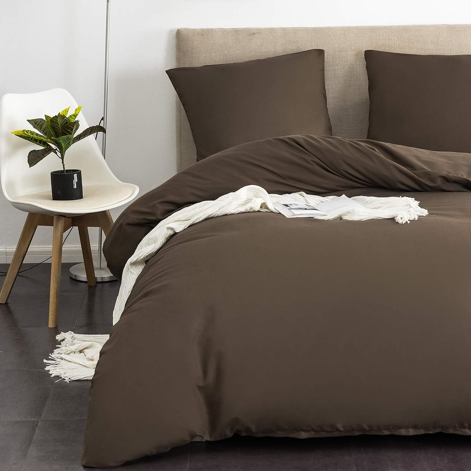 16 Couleurs Sets de Housses de Couettes 240x260 cm Double Fermeture Éclair 3 Pièces Microfibre Brossée 100 Fils/cm² + 2 Taies d'oreiller 65x65 cm Café Parure de Lit Adulte 2 Personnes 3