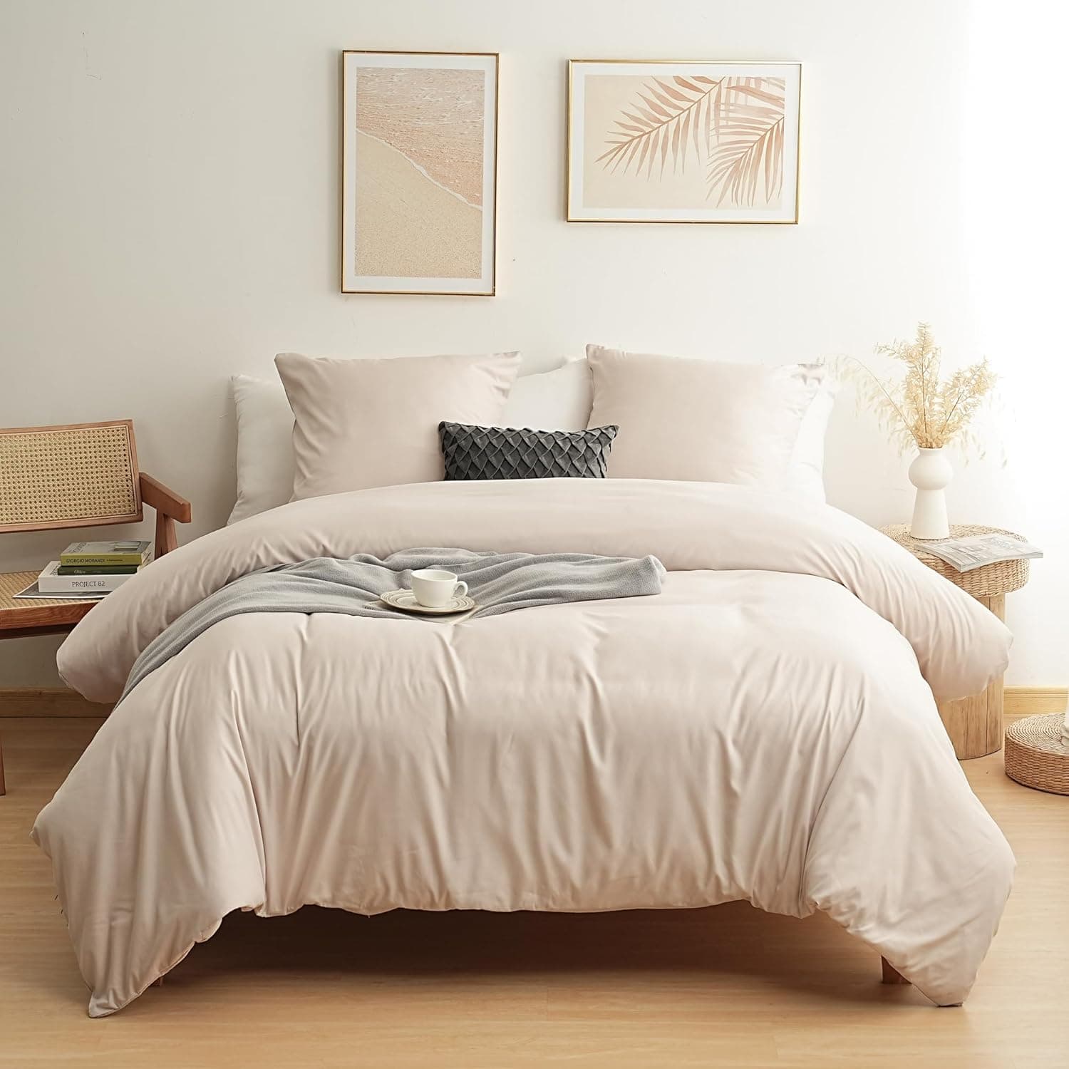 MOHAP Parure de Lit 4 Pièces Housse de Couette 200x200cm + Drap Housse 160x200cm avec 2 taies d'oreillers 65x65cm Beige pour 2 Personnes Parure 120 Fils/cm² en Microfibre