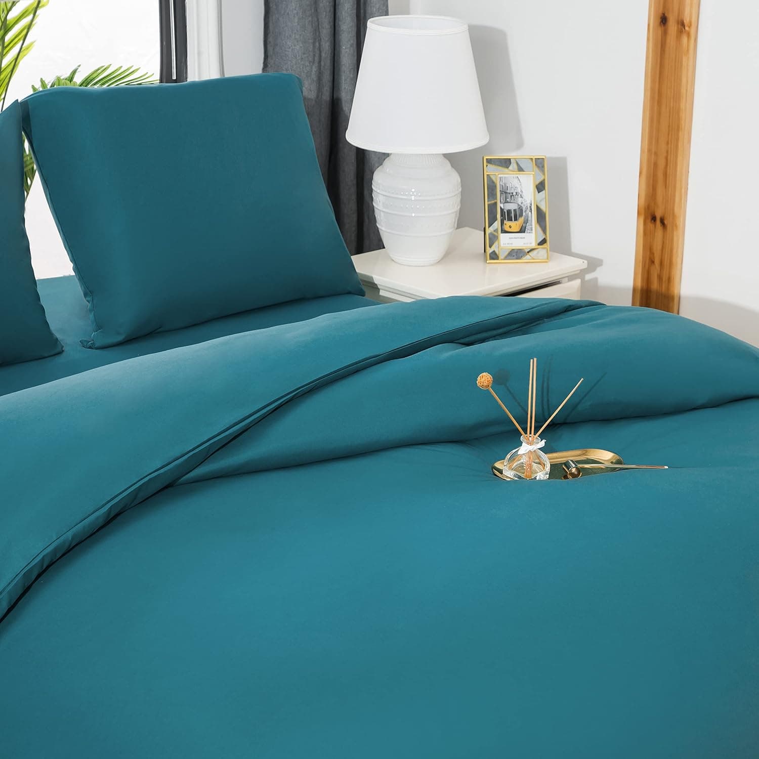 MOHAP Parure de Lit 4 Pièces Housse de Couette 200x200cm + Drap Housse 160x200cm avec 2 taies d'oreillers 65x65cm Bleu Lac pour 2 Personnes Parure 120 Fils/cm² en Microfibre 3