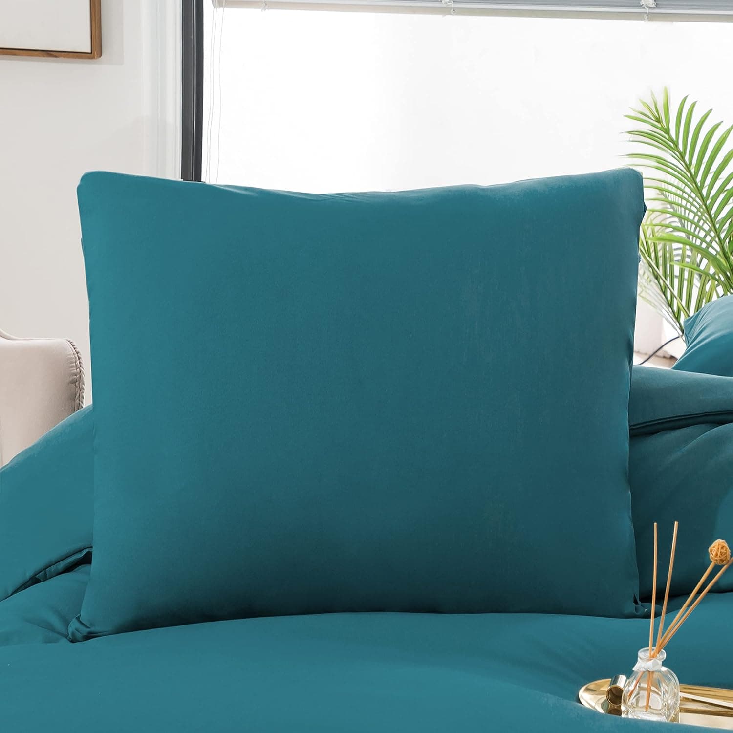 MOHAP Parure de Lit 4 Pièces Housse de Couette 200x200cm + Drap Housse 160x200cm avec 2 taies d'oreillers 65x65cm Bleu Lac pour 2 Personnes Parure 120 Fils/cm² en Microfibre 4