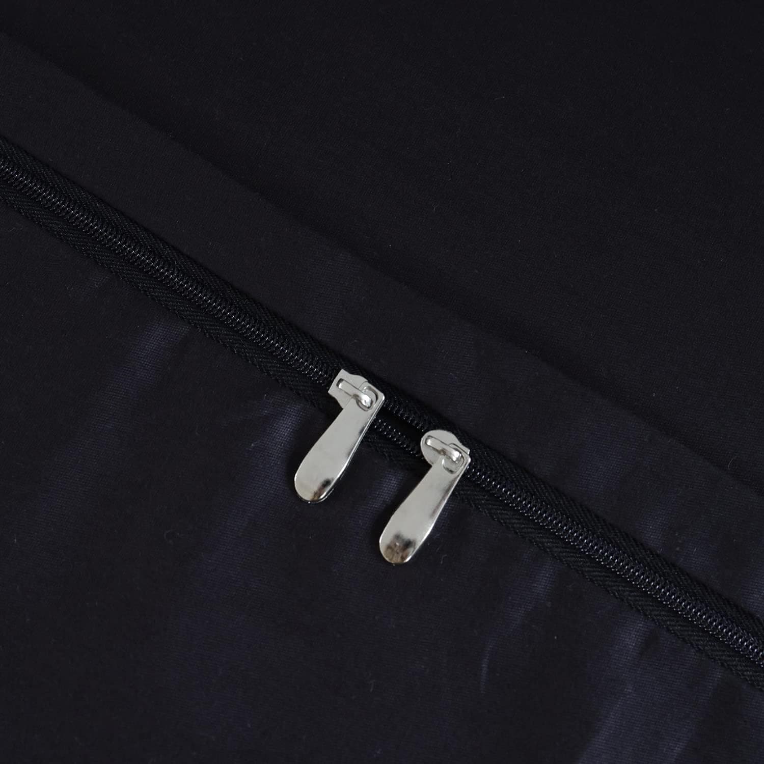 MOHAP Parure de Lit 4 Pièces Housse de Couette 240x260cm + Drap Housse 180x200cm avec 2 taies d'oreillers 65x65cm Noir pour 2 Personnes Parure 120 Fils/cm² en Microfibre 5