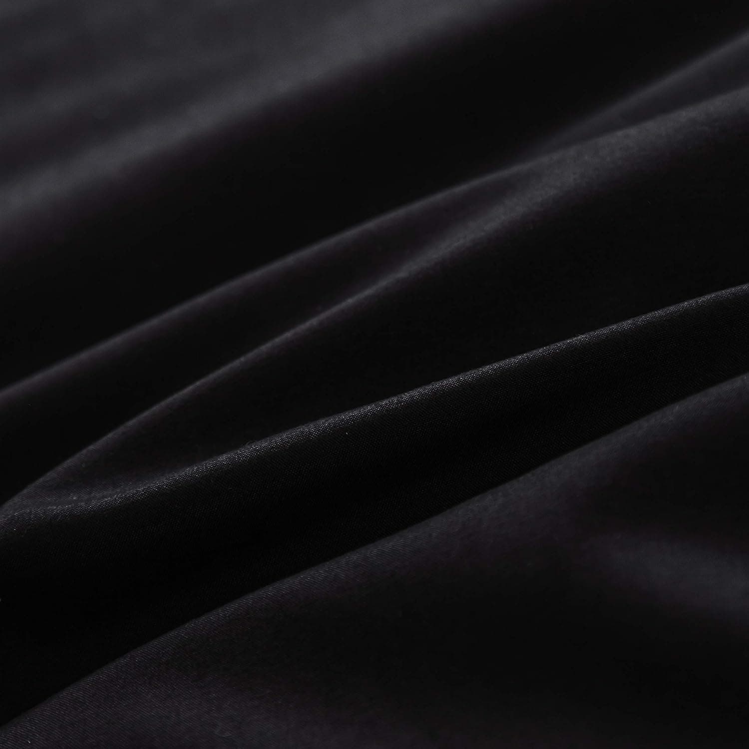 MOHAP Housse de Couette 200x200cm+2 Taies d'oreillers 65x65cm Noir Parure de Lit Adulte 2 Personnes 100 Fils/cm² en Microfibre avec Fermeture Éclair 4