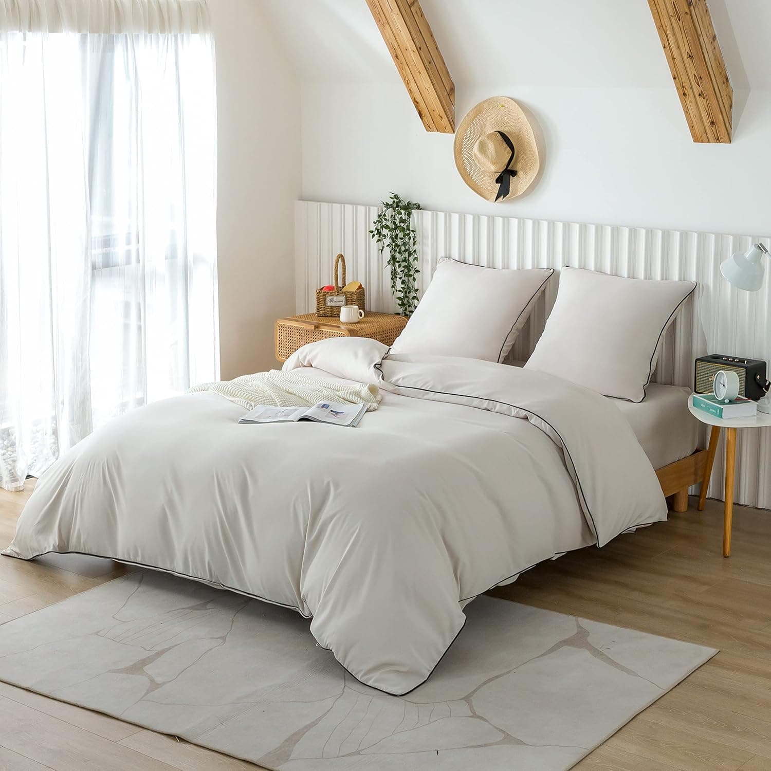 MOHAP Housse de Couette 240x260cm + Taies d'oreillers 65x65x2 cm Beige 120 Fils/cm² Parure de Lit avec Fermeture Eclaire pour 2 Personnes 2