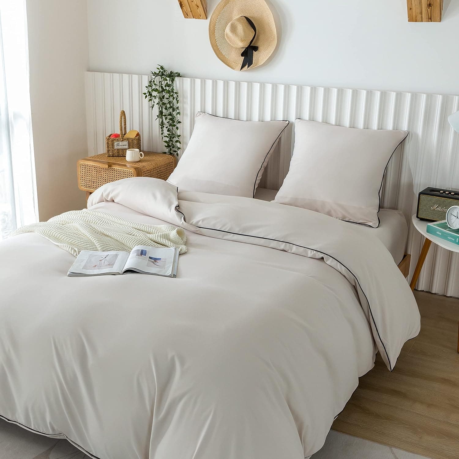 MOHAP Housse de Couette 240x260cm + Taies d'oreillers 65x65x2 cm Beige 120 Fils/cm² Parure de Lit avec Fermeture Eclaire pour 2 Personnes 4