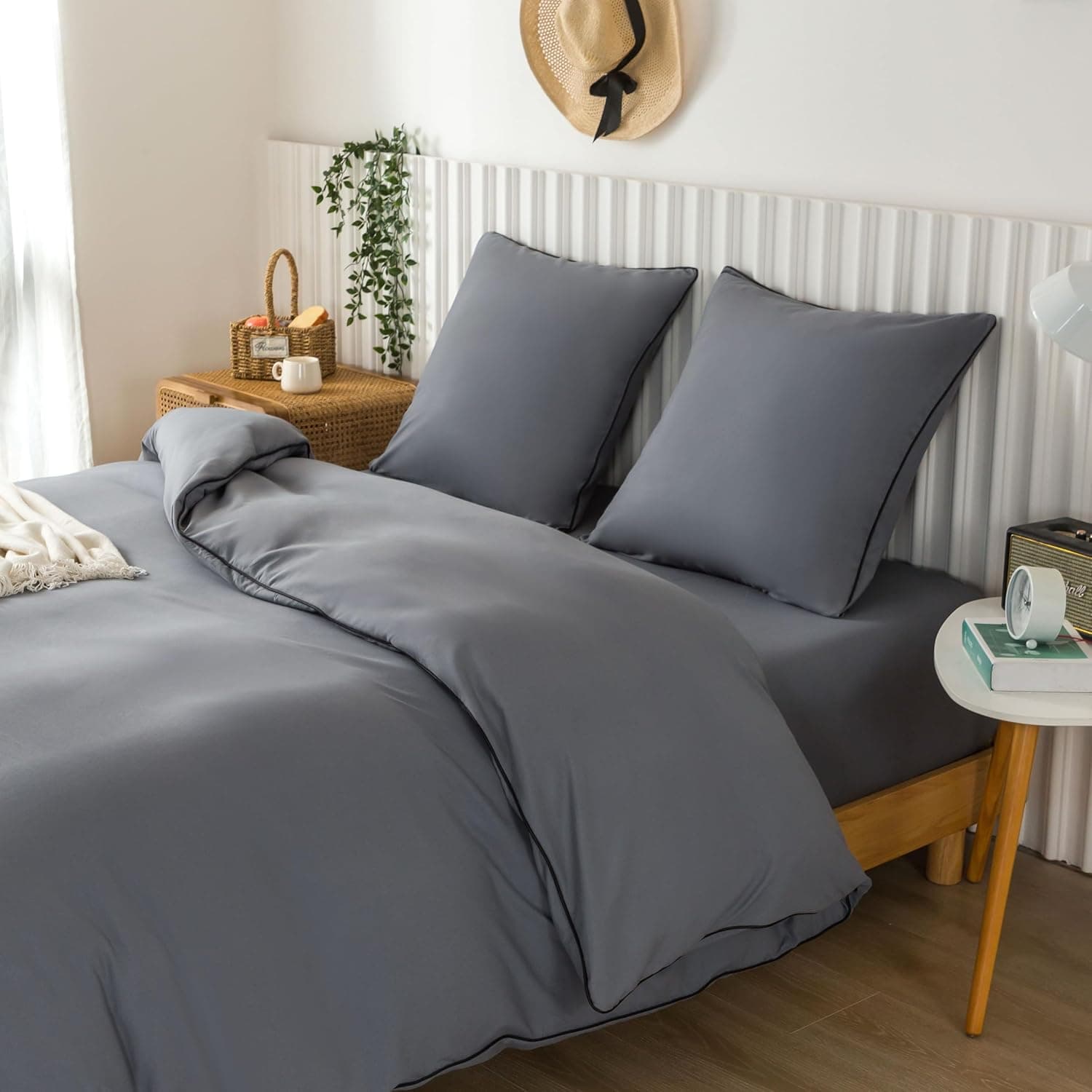 MOHAP Parure de Lit 4 Pièces Housse de Couette 220x240cm + Drap Housse 160x200cm avec 2 taies d'oreillers 65x65cm Gris pour 2 Personnes Parure 120 Fils/cm² en Microfibre 3