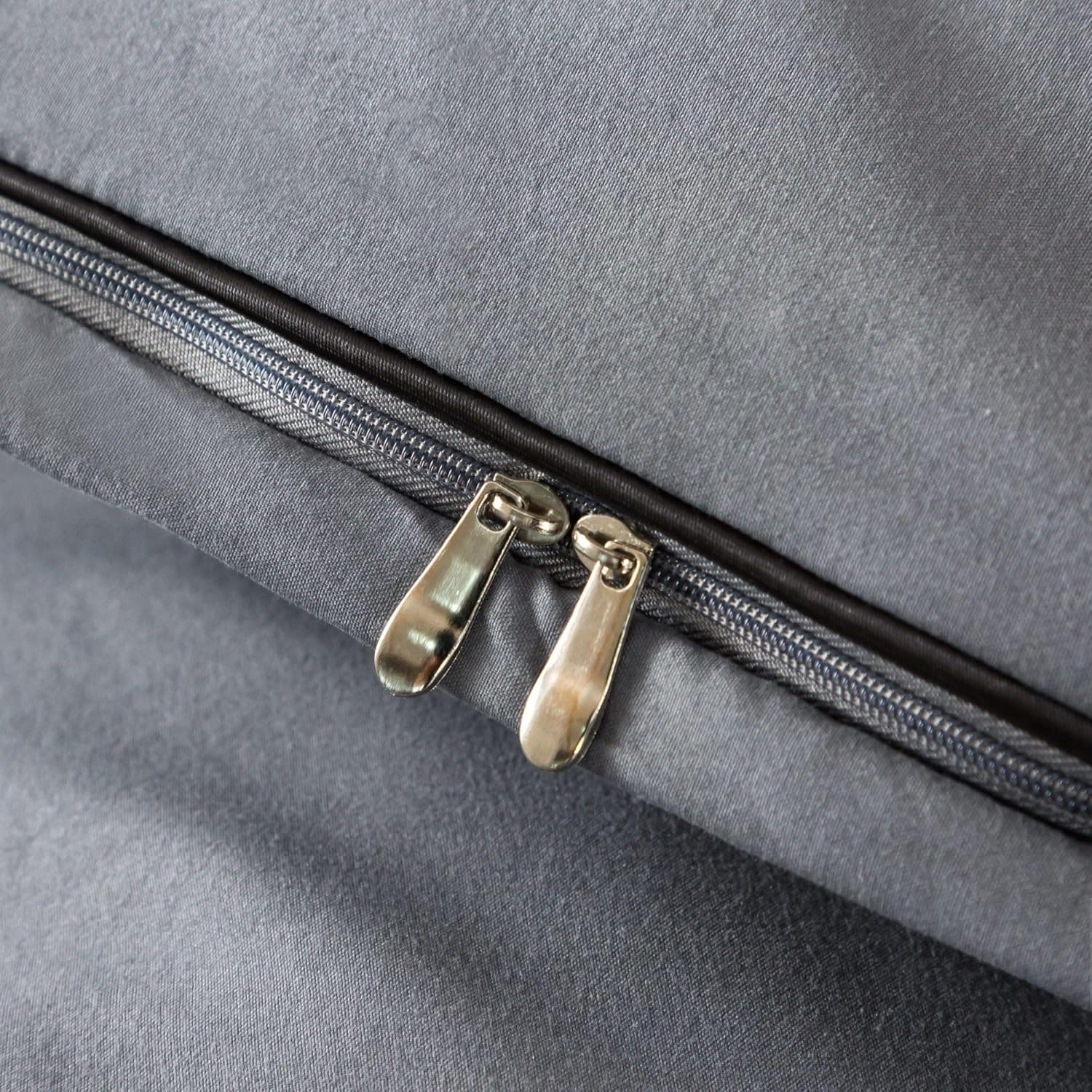 MOHAP Parure de Lit 4 Pièces Housse de Couette 220x240cm + Drap Housse 160x200cm avec 2 taies d'oreillers 65x65cm Gris pour 2 Personnes Parure 120 Fils/cm² en Microfibre 5