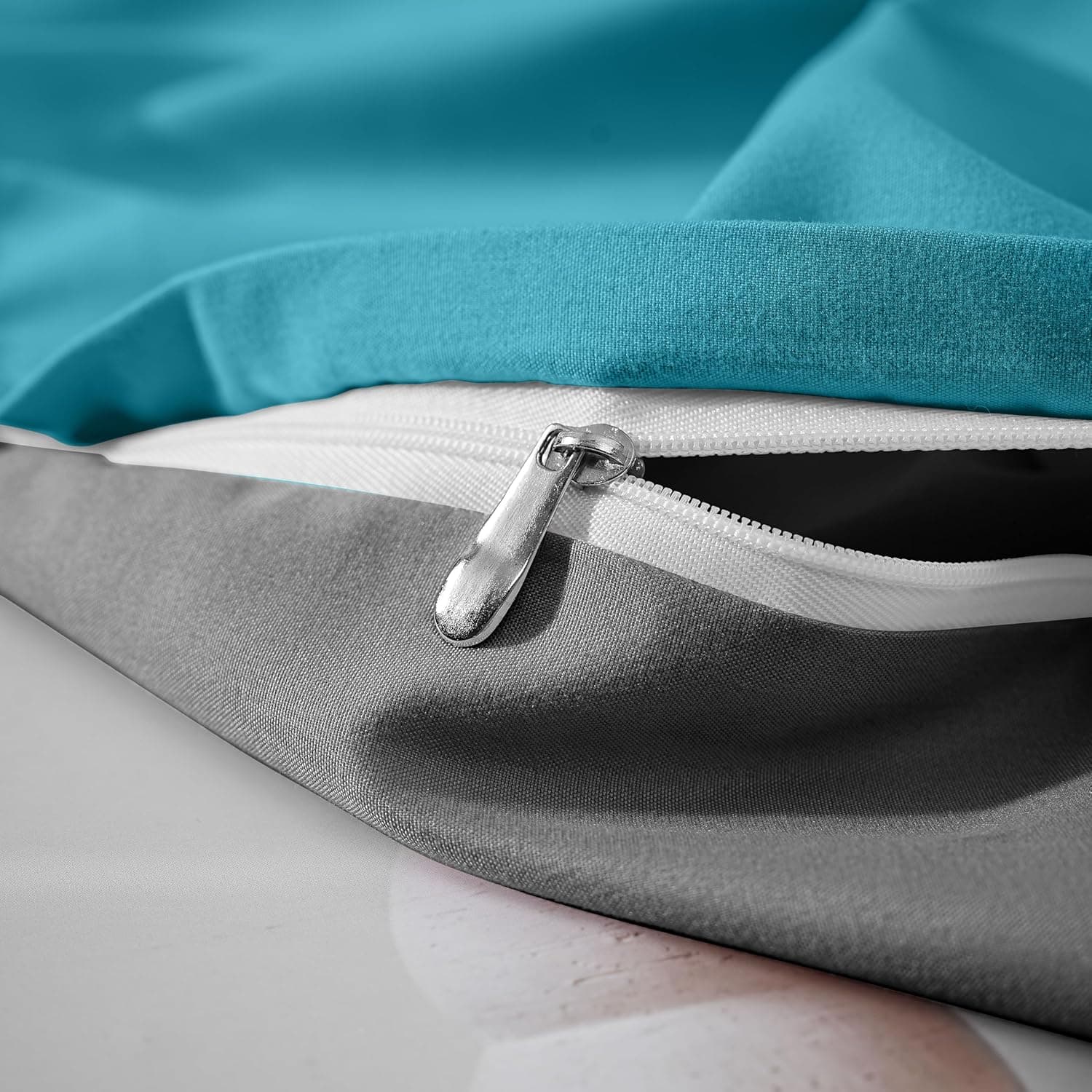 Lot de 2 taies d'oreiller à fermeture éclair en microfibre brossée pour chambre à coucher (50 x 75 cm) - Gris et bleu sarcelle 5